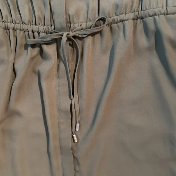 Sleeveless button front dress - Picture 3 of 7